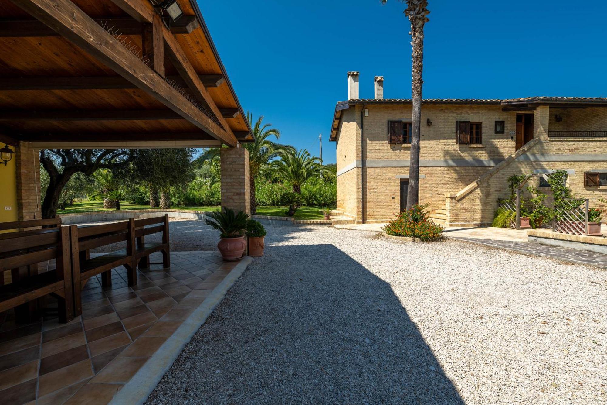 Villa Iulia - Vibra Controguerra Luaran gambar